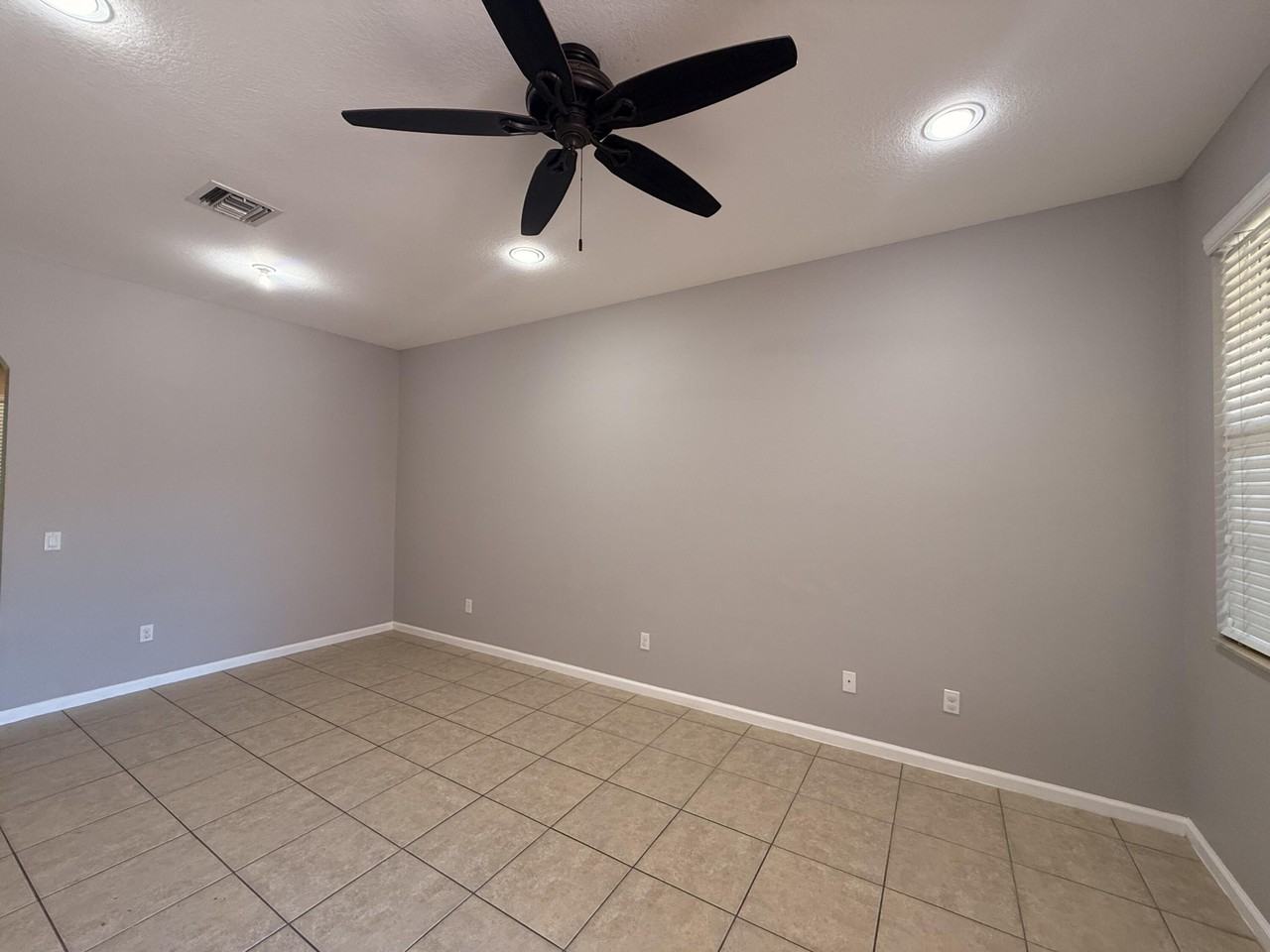 7189 Briella Dr - Photo 5 of 29