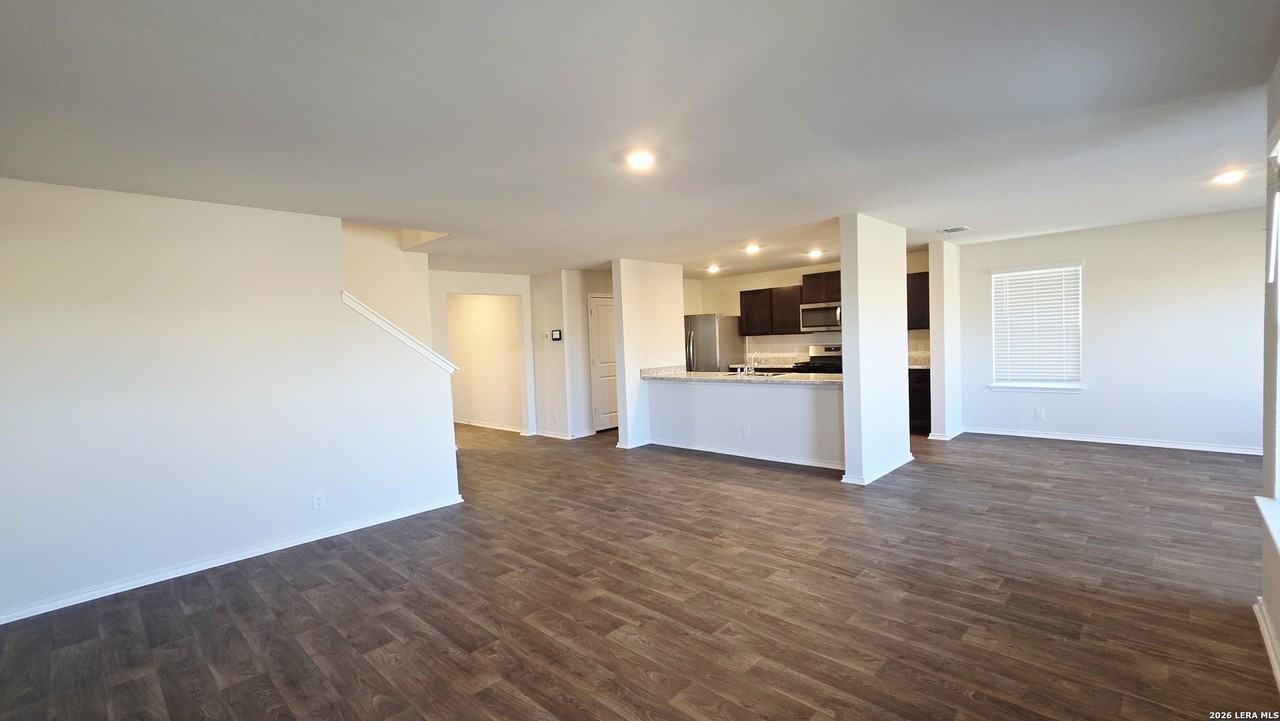 13743 Red Rock Run - Photo 4 of 31