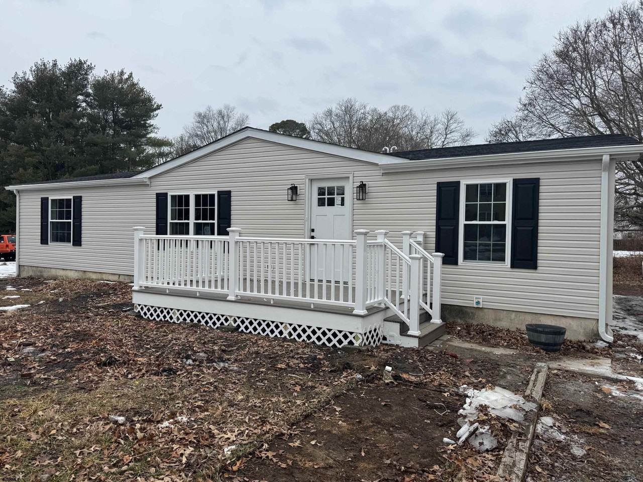 136 Fabian Ave - Photo 2 of 27