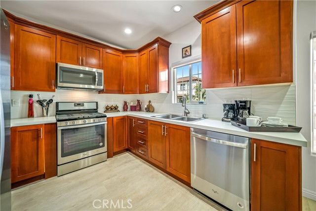 1101 N Maclay Ave #1 - Photo 5 of 8