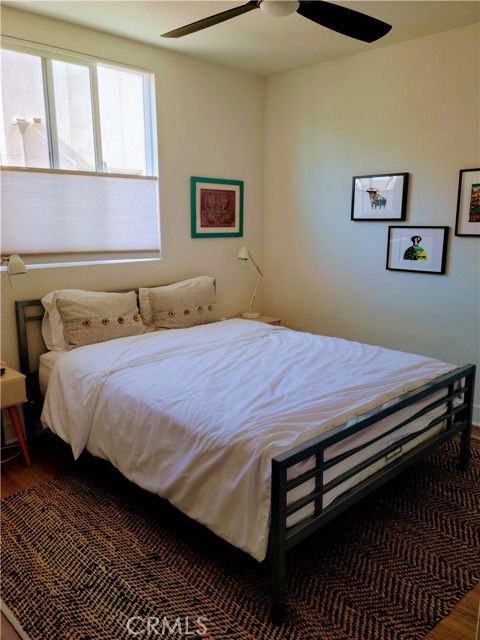 10714 Bloomfield St - Photo 4 of 8