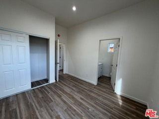 11018 Herrick Ave - Photo 3 of 4