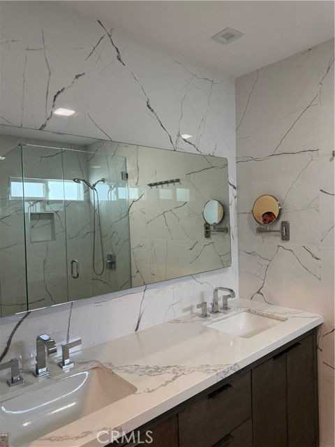 7459 Ruffner Ave - Photo 3 of 8