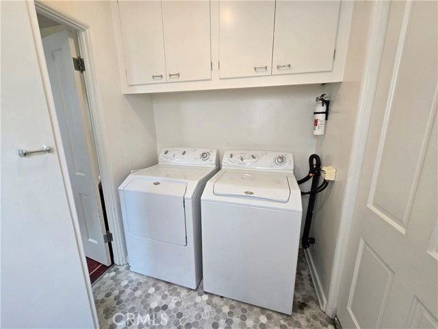 5111 Ledge Ave - Photo 3 of 8