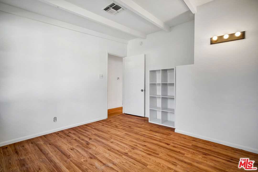 15157 Valleyheart Dr - Photo 3 of 8