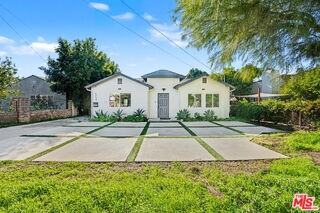 15134 Friar St - Photo 3 of 8