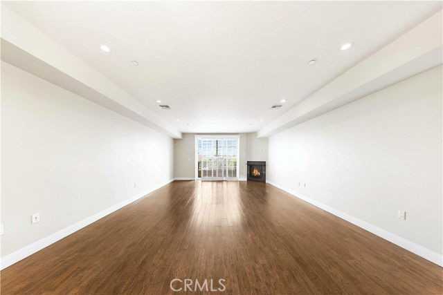 11218 Camarillo St #404 - Photo 5 of 8