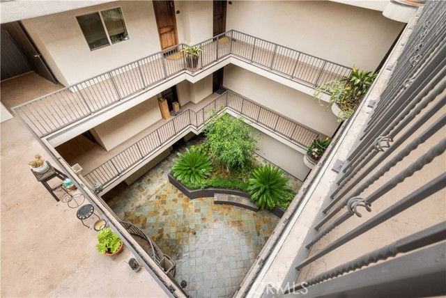 11218 Camarillo St #404 - Photo 7 of 8