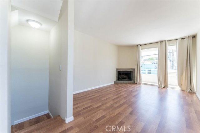 14948 Moorpark St #104 - Photo 6 of 8