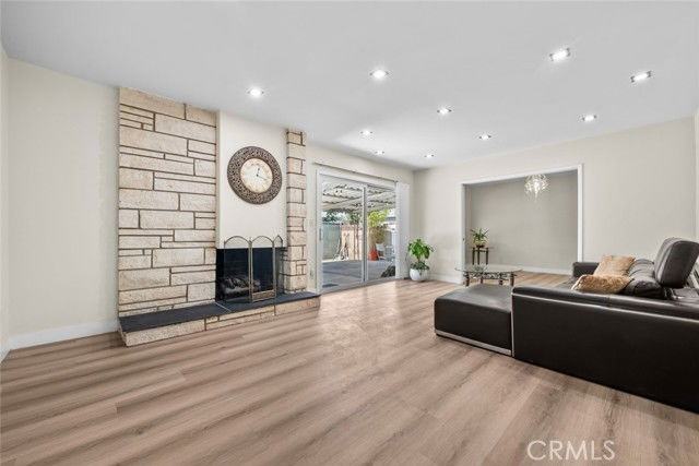 9601 Corbin Ave - Photo 7 of 8