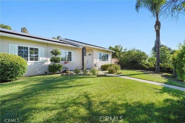 16757 Ludlow St - Photo 3 of 8