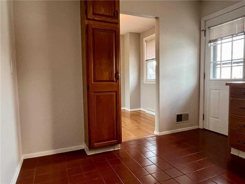 35 Namquid Dr - Photo 6 of 22