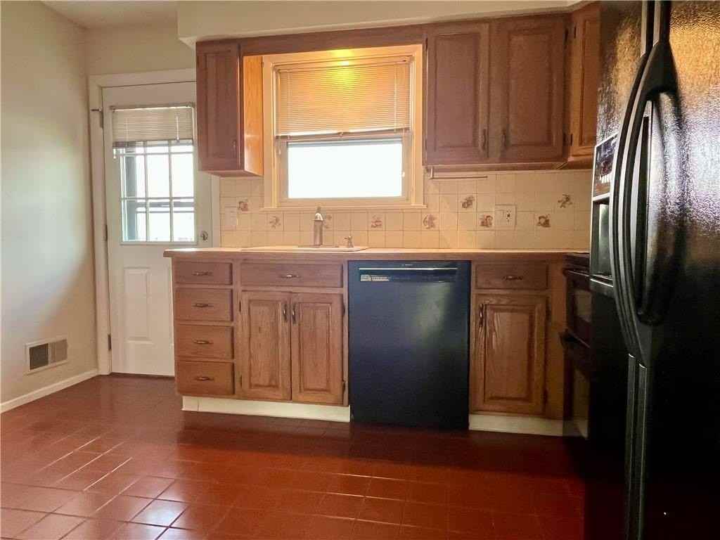 35 Namquid Dr - Photo 7 of 22