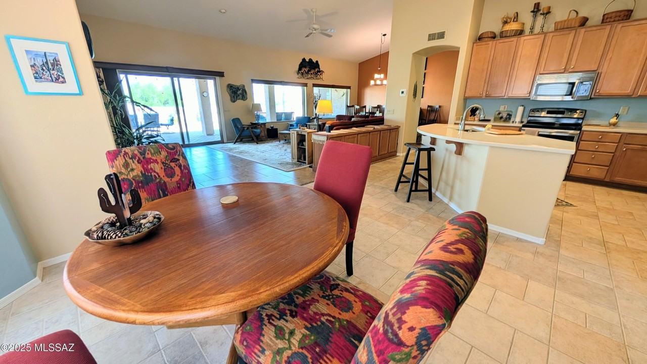 38971 S Moonwood Dr - Photo 7 of 22