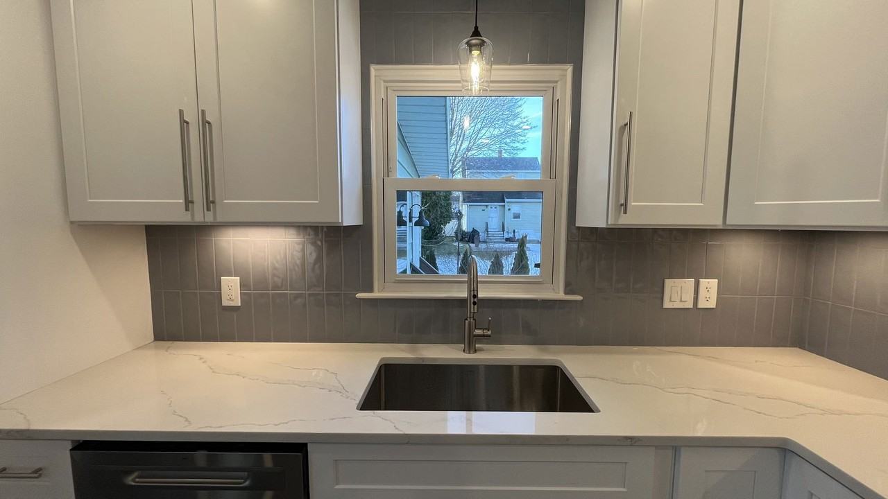 34 Keith St #2 - Photo 3 of 8