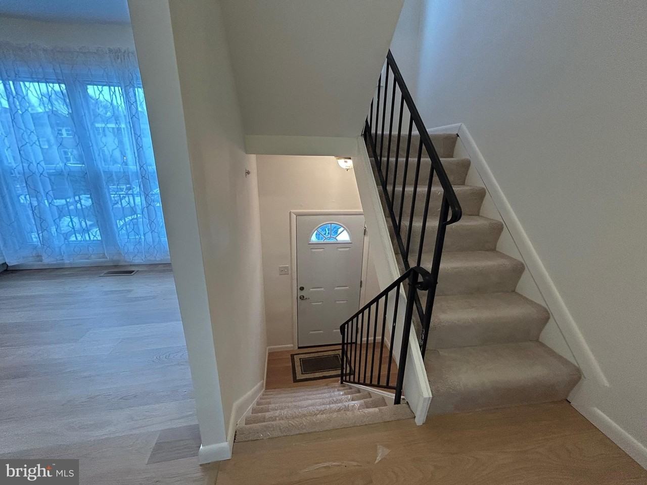 216 Whitherspoon Ln - Photo 2 of 26