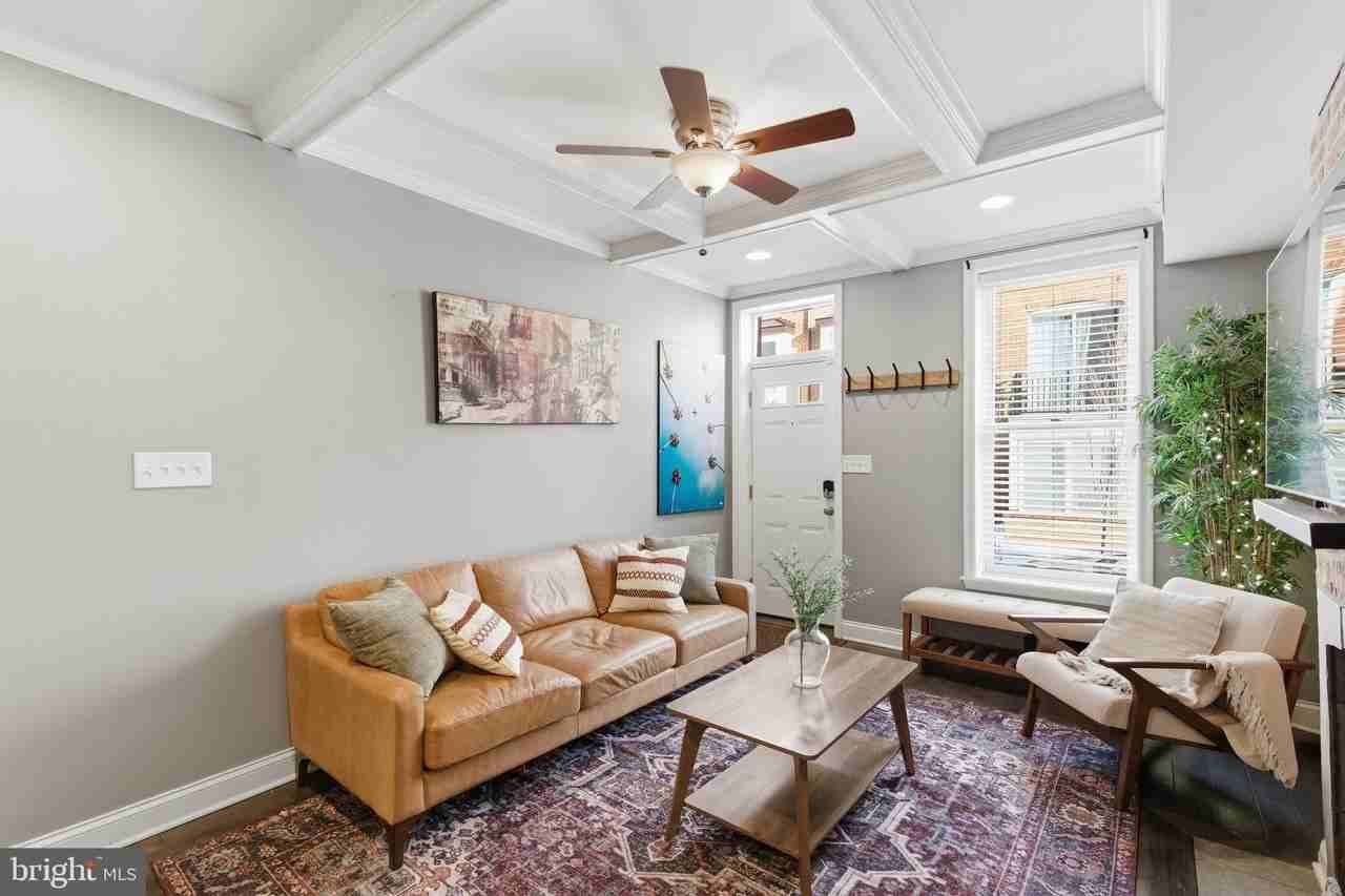 1414 Richardson St - Photo 5 of 30