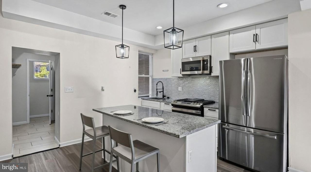 2308 Druid Park Dr - Photo 5 of 31