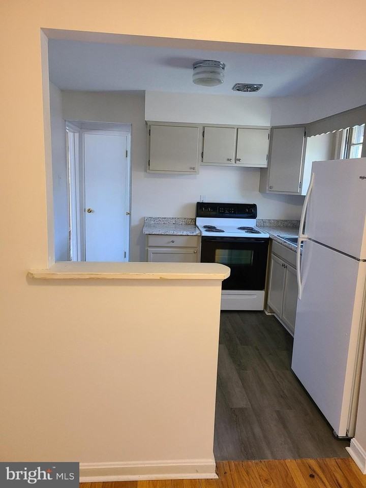 12305 Rock Point Rd - Photo 4 of 12