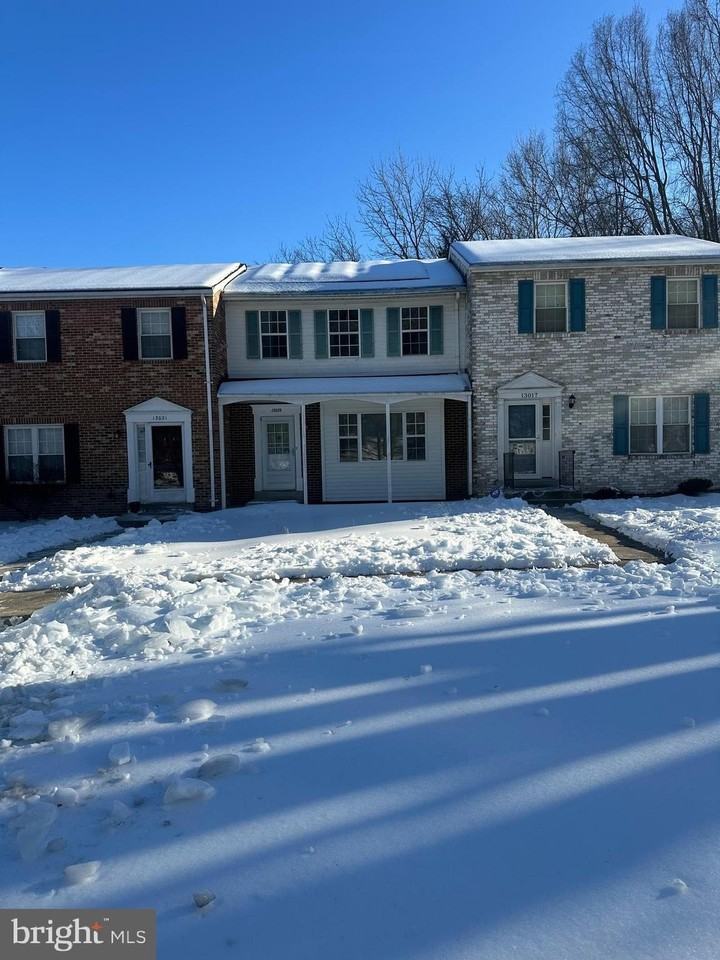 13019 Trumbull Dr - Photo 2 of 23