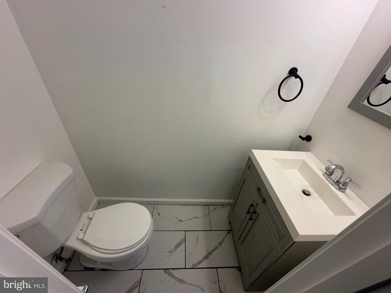 13019 Trumbull Dr - Photo 4 of 23