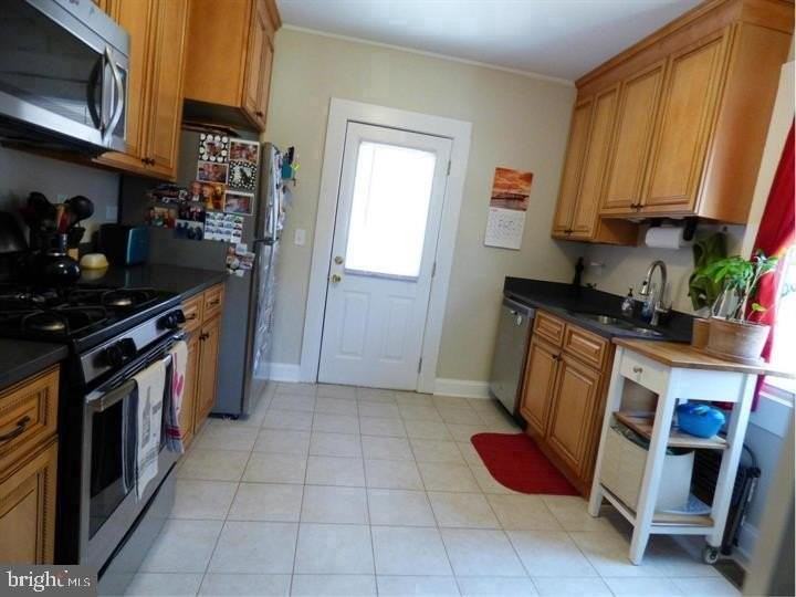 718 Church Hill Rd - Photo 2 of 12