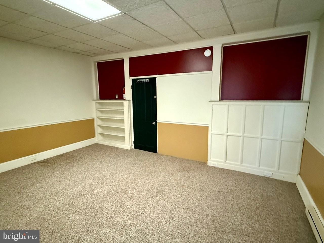 4576 LEMAR Road unit: 4 #4 - Photo 7 of 11