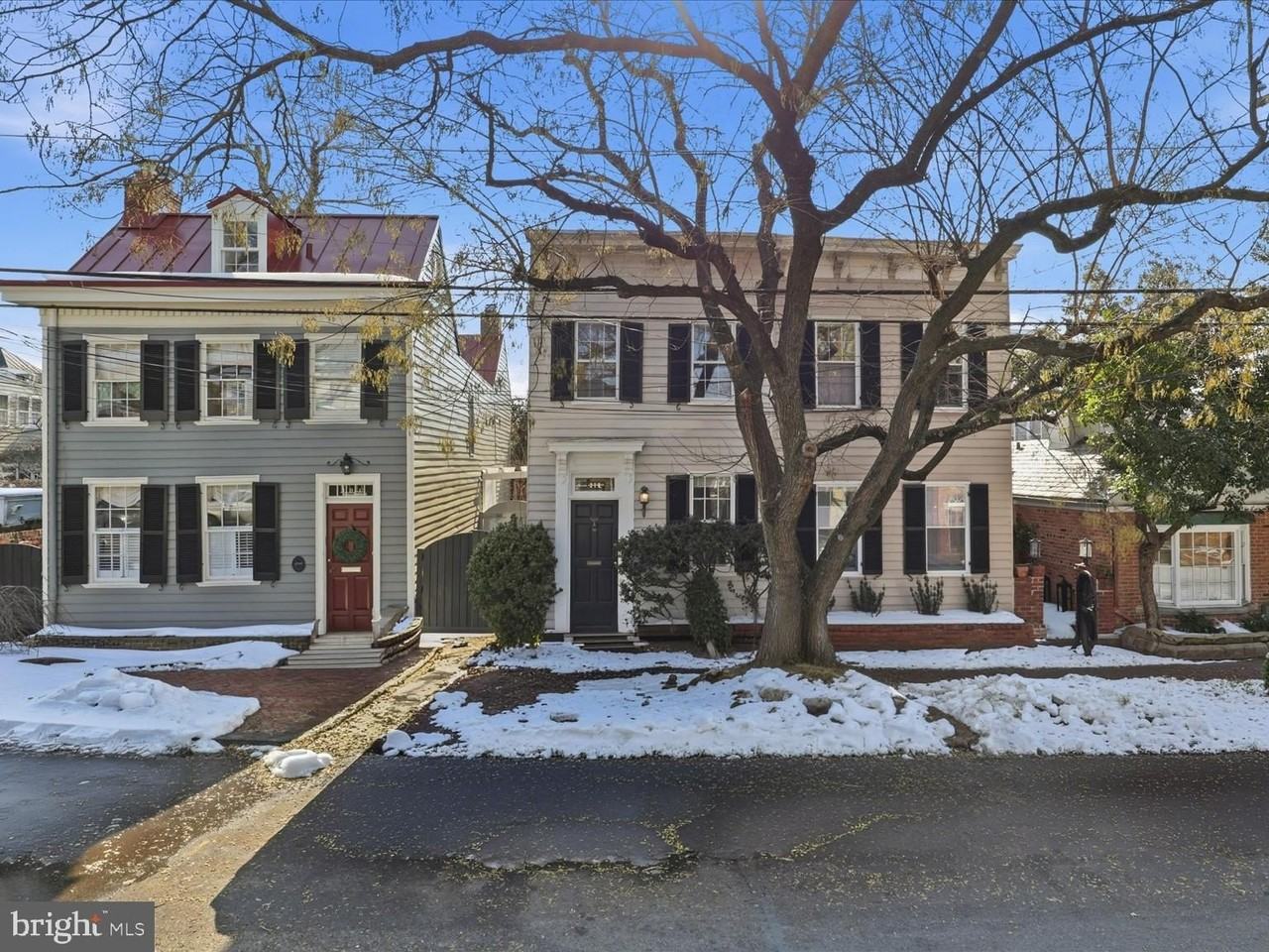 210 Gibbon St - Photo 2 of 23