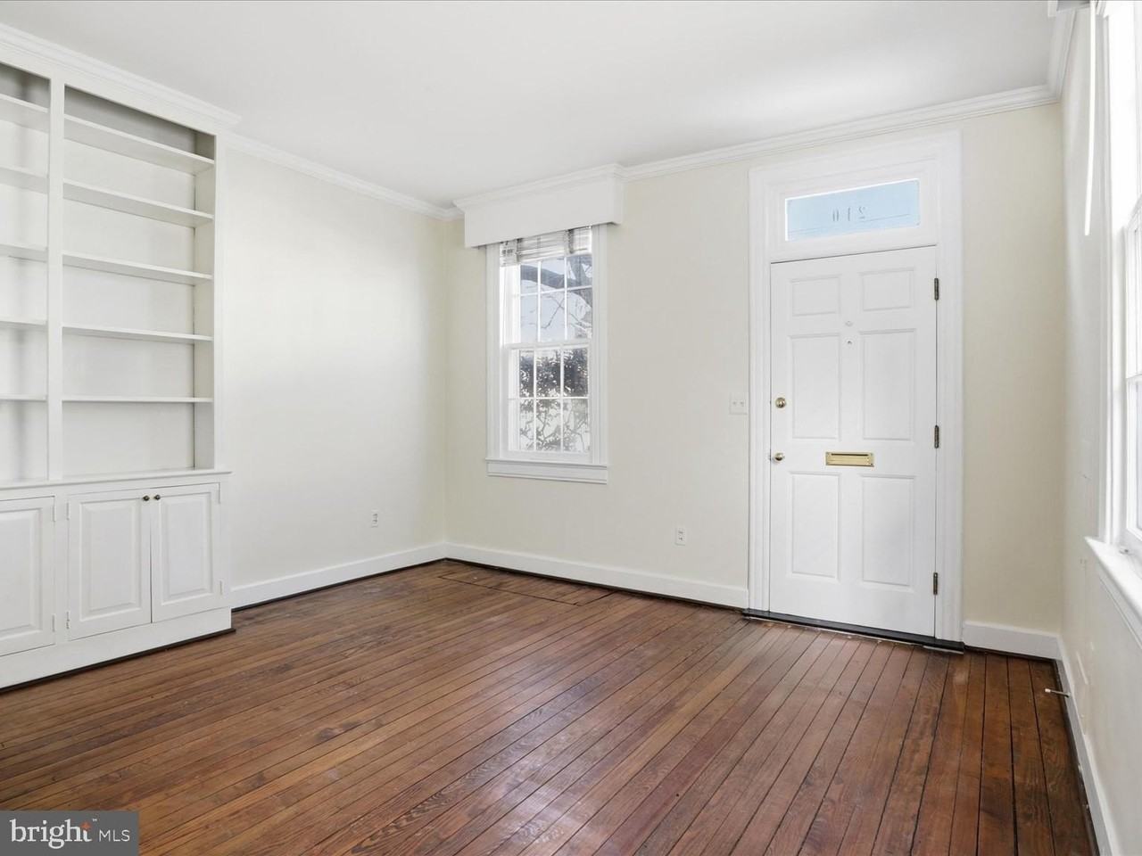 210 Gibbon St - Photo 6 of 23