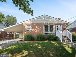 featured image of 1309 Commerce St