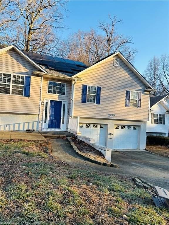 1635 Tadmore St - Photo 4 of 26