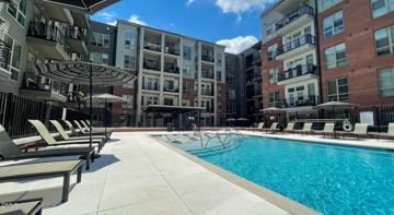 featured image of 511 S Mangum St #TB6