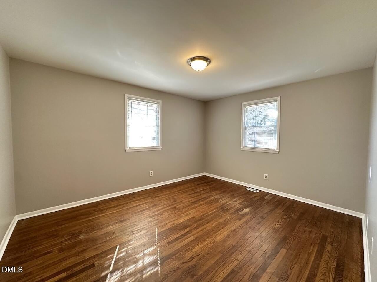 2303 Grantland Dr - Photo 7 of 16