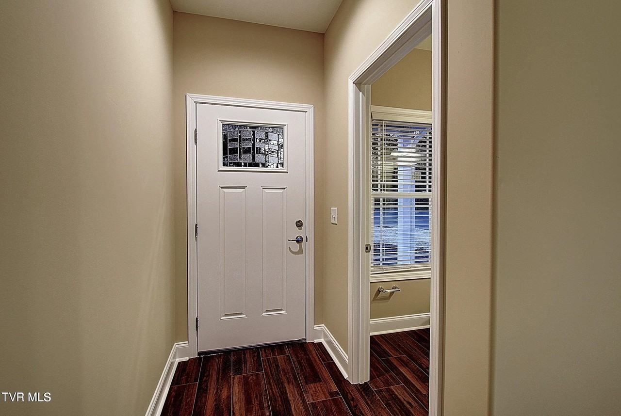 189 Chucks Aly - Photo 2 of 20