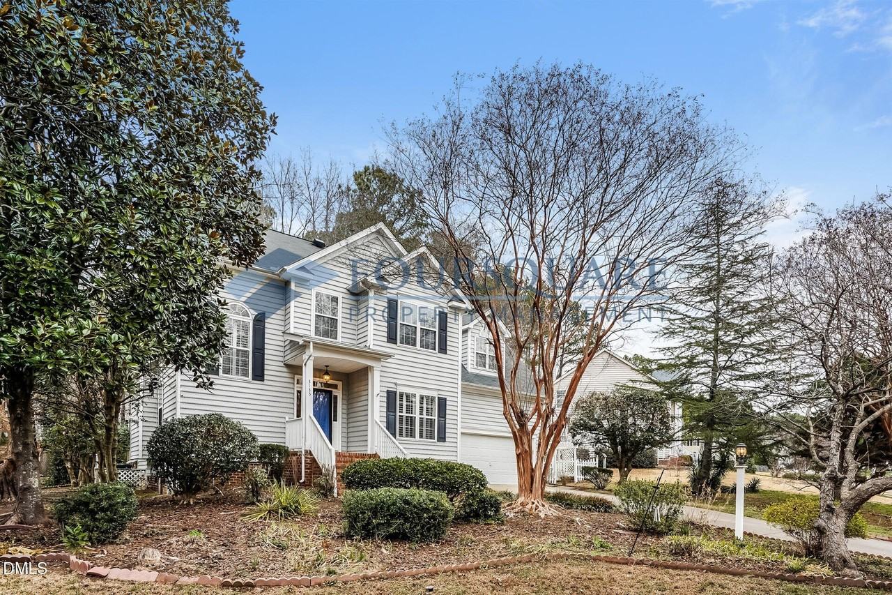 3135 Lariat Ridge Dr - Photo 2 of 17