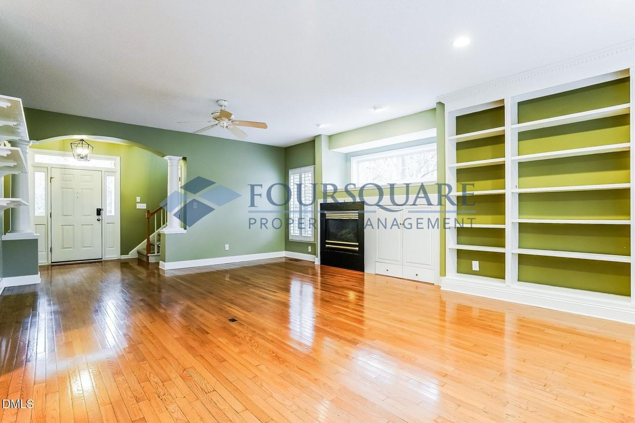 3135 Lariat Ridge Dr - Photo 5 of 17