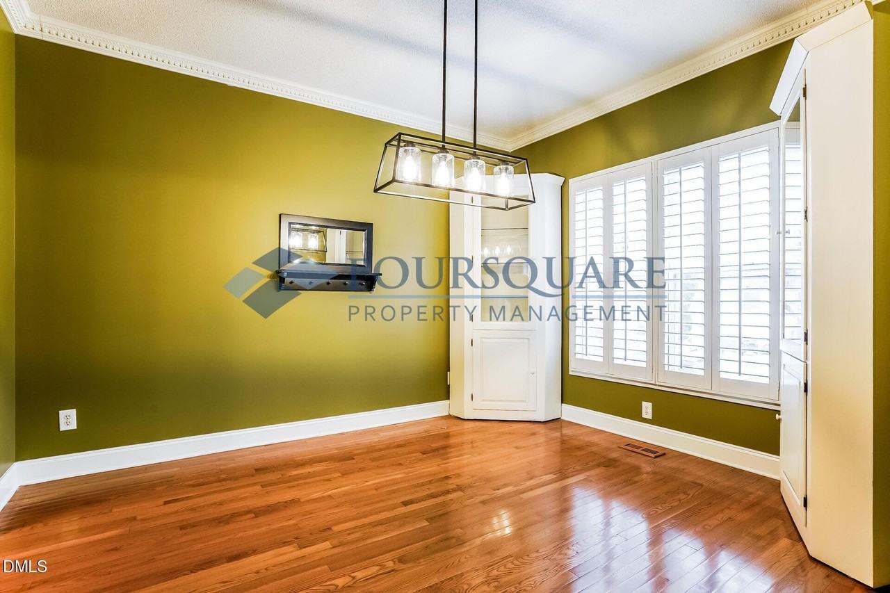 3135 Lariat Ridge Dr - Photo 6 of 17