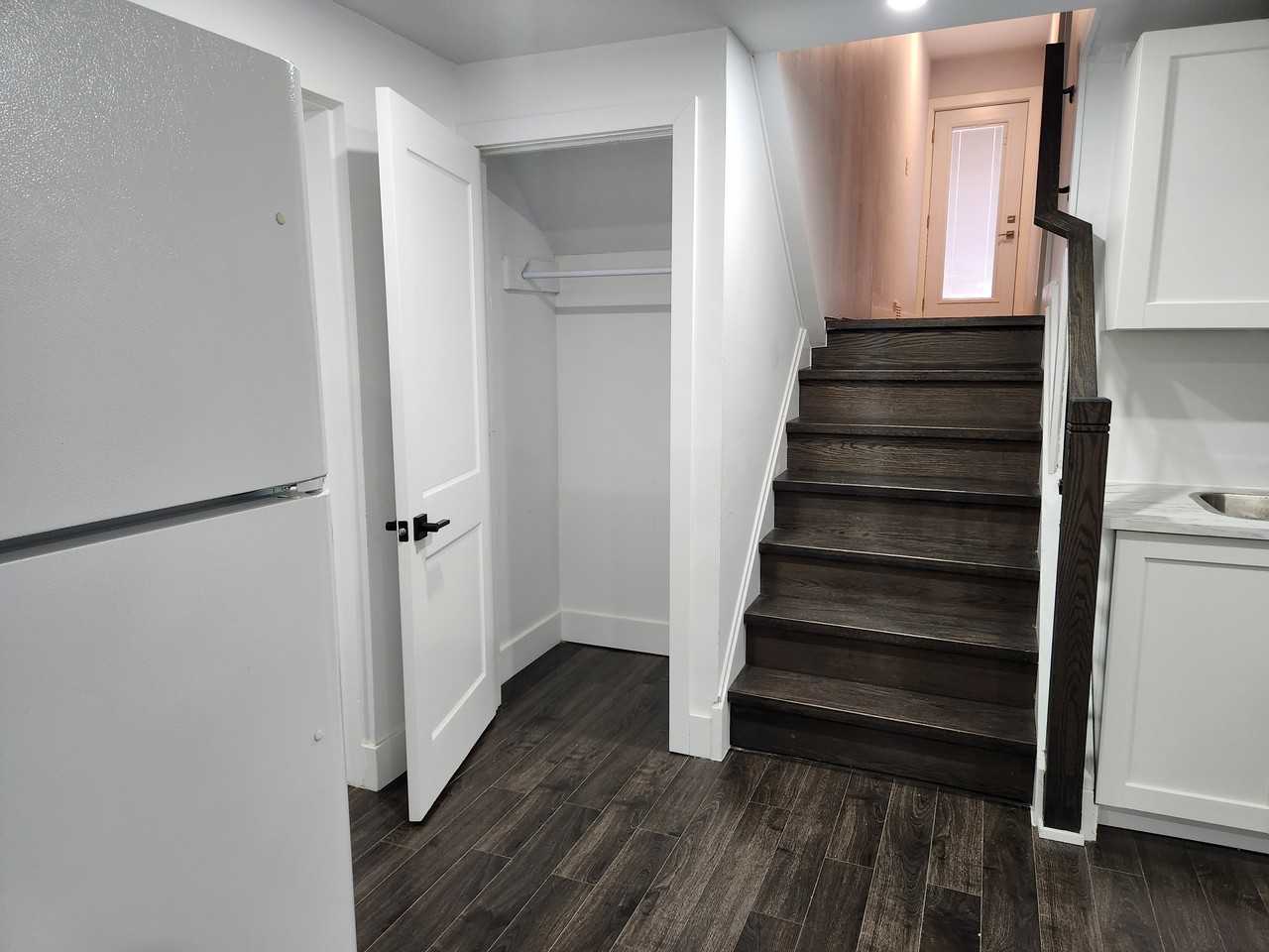 Wincott Dr & Eglinton Ave W - Photo 6 of 17