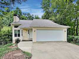 featured image of 2861 Lithia Pl