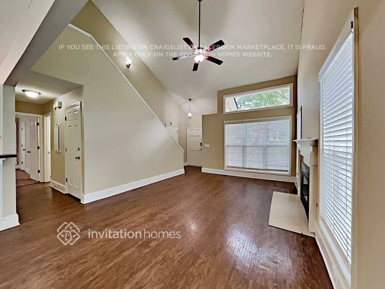 2861 Lithia Pl - Photo 6 of 17