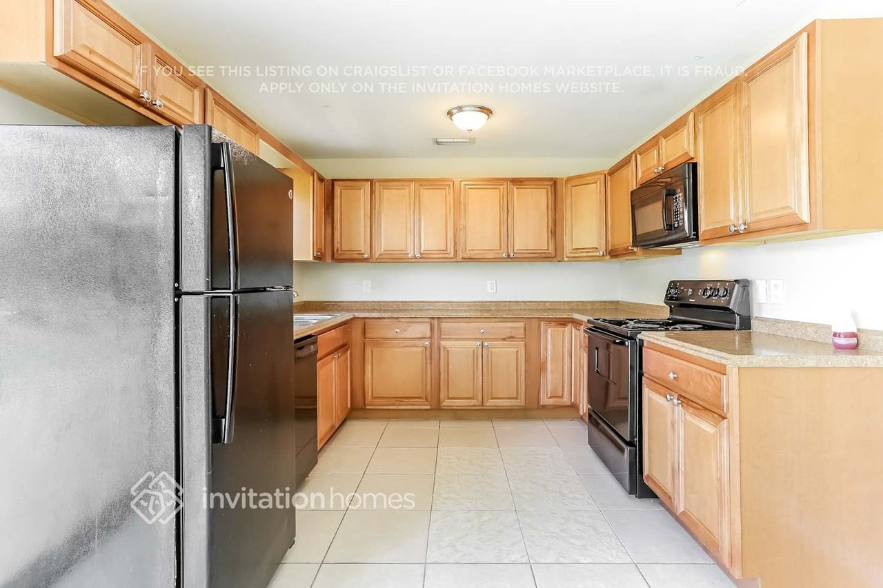 5807 Mango Rd - Photo 7 of 21