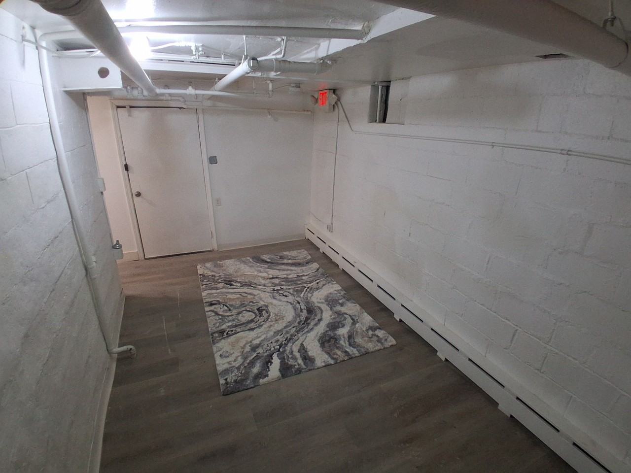 1528 S Cushman St #1 - Photo 4 of 5