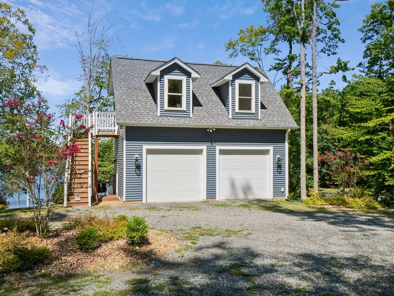 359 Robbie Rd - Photo 3 of 25