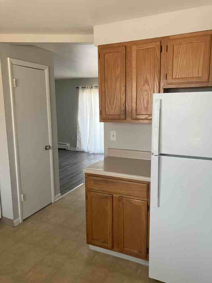 101 Riverdale Dr #G5 - Photo 6 of 16