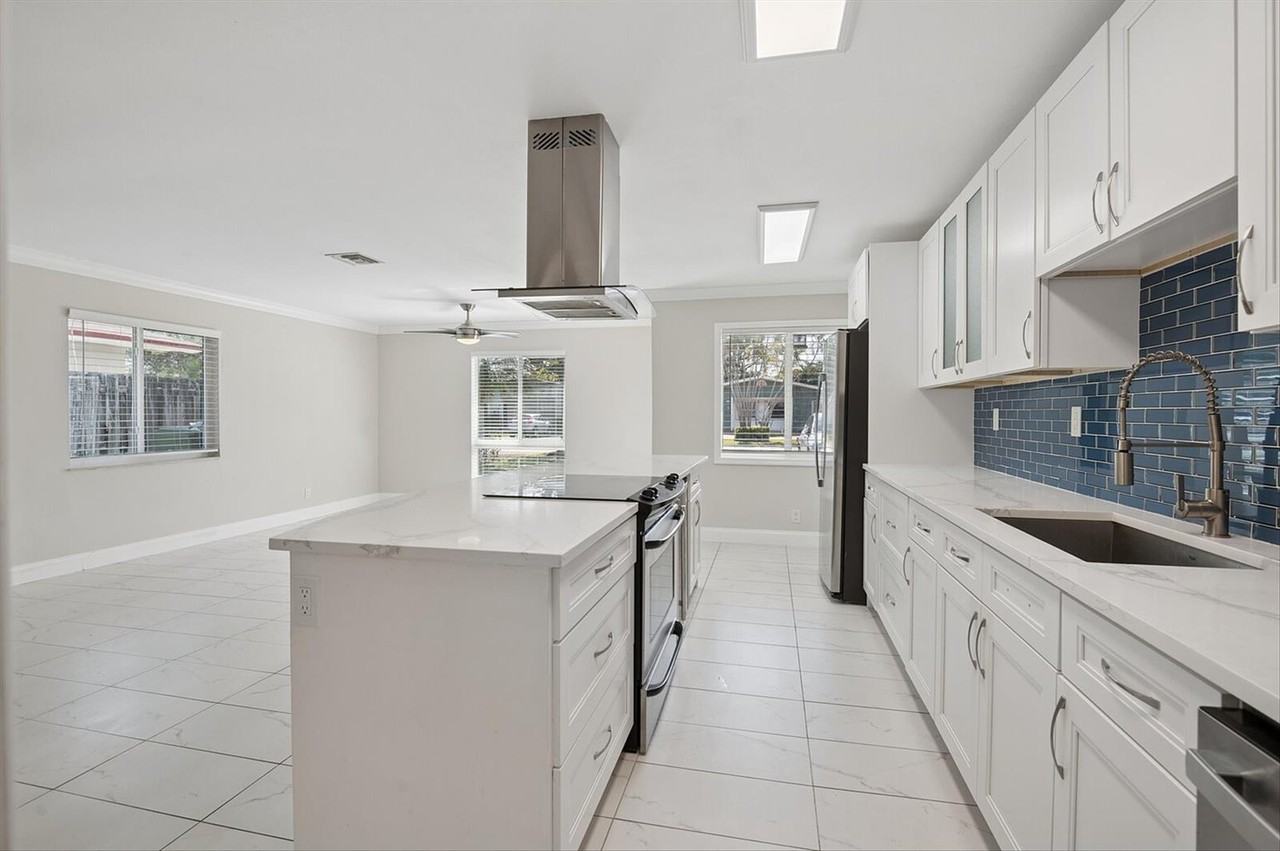 819 Sw 13th St - Photo 5 of 16