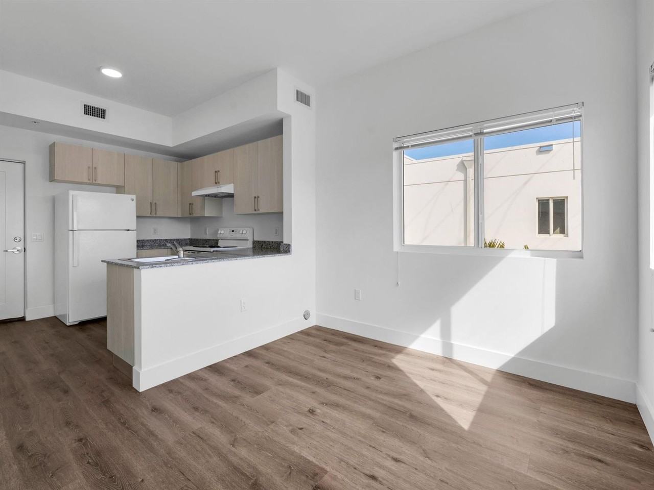 2130 Nw 37th St #2-205 - Photo 6 of 13