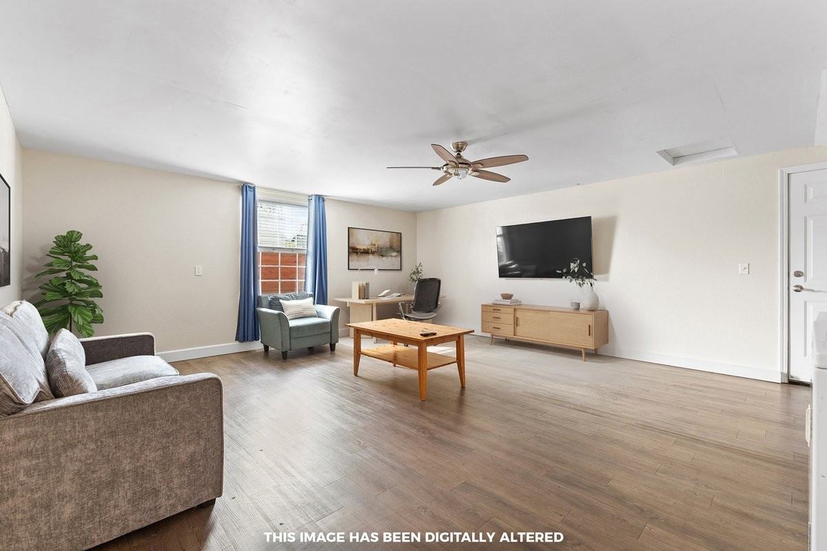 600 Greeneich Pl - Photo 6 of 17