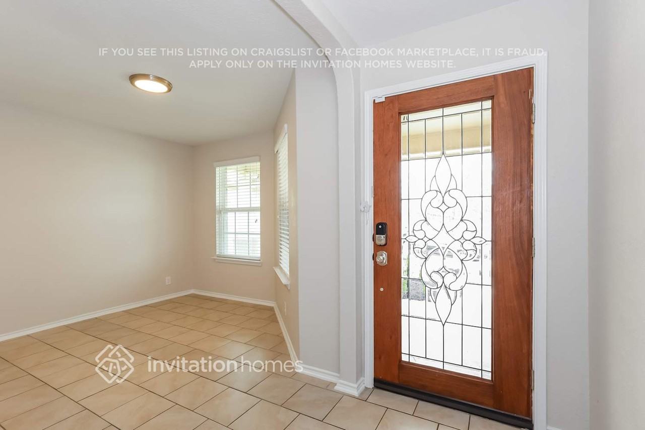 8813 Palmetto Fls - Photo 2 of 15