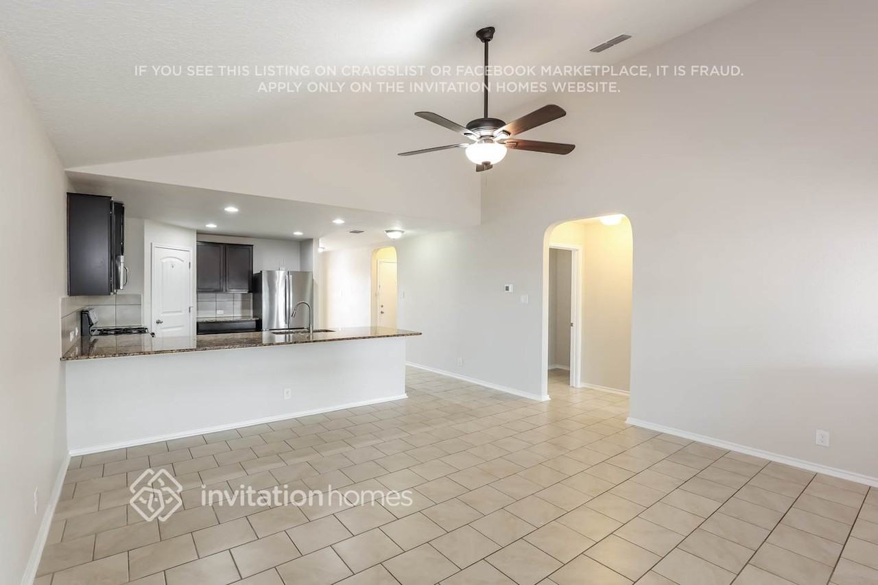 8813 Palmetto Fls - Photo 4 of 15