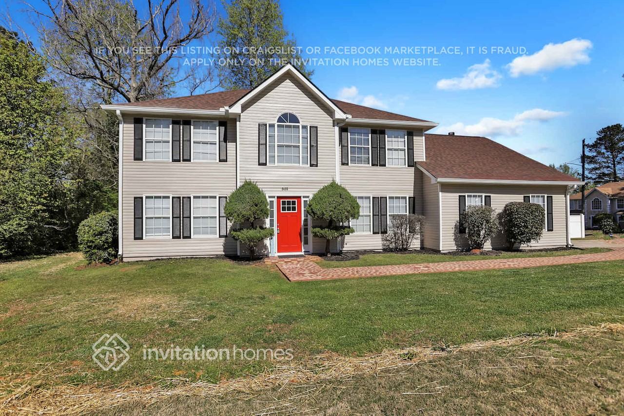 6469 Berryside Ct - Photo 3 of 25